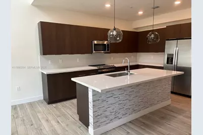 4700 NW 84th Ave #17, Doral, FL 33166 - Photo 9