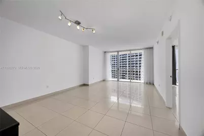 1750 N Bayshore Dr #2804, Miami, FL 33132 - Photo 3