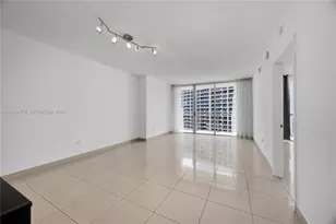 1750 N Bayshore Dr, Miami, FL 33132 - Photo 3