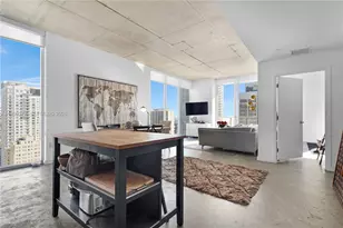 151 SE 1st St, Miami, FL 33131 - Photo 9