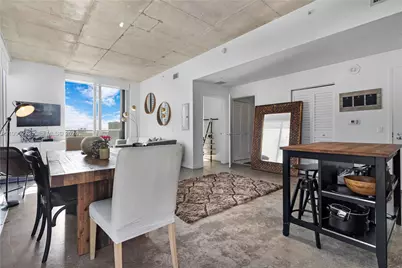 151 SE 1st St #2802, Miami, FL 33131 - Photo 5