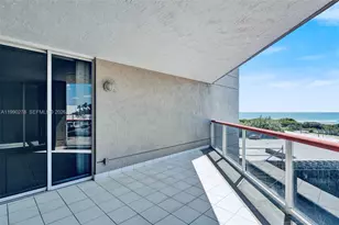 6767 Collins Ave, Miami Beach, FL 33141 - Photo 15