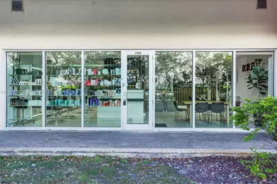 For Sale Beauty Salon in Hialeah, Hialeah, FL 33015 - Photo 21