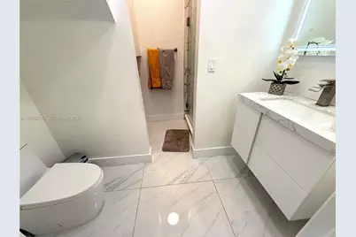 758 NE 34th Ave, Homestead, FL 33033 - Photo 5