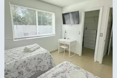 650 NE 15th St, Fort Lauderdale, FL 33304 - Photo 11