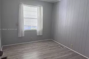 7300 20th St, Florida City, FL 32966 - Photo 13