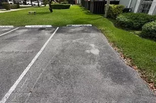 10776 N Kendall Dr, Miami, FL 33176 - Photo 13