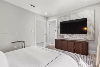 116 W 1st Ct, Miami Beach, FL 33139 - Photo 35