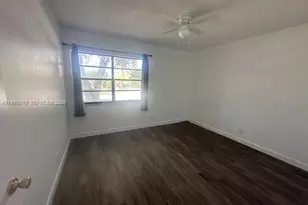 7200 NW 2nd Ave, Boca Raton, FL 33487 - Photo 17