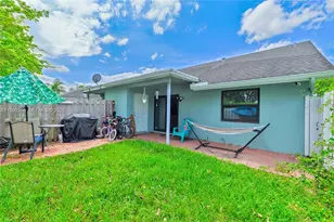 4332 NW 120th Ln, Sunrise, FL 33323 - Photo 7