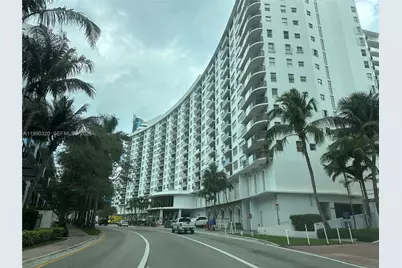 6039 Collins Ave #505, Miami Beach, FL 33140 - Photo 31