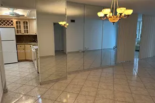 6039 Collins Ave, Miami Beach, FL 33140 - Photo 11