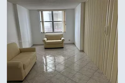 6039 Collins Ave #505, Miami Beach, FL 33140 - Photo 7