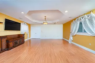 588 Miller Dr, Miami Springs, FL 33166 - Photo 27