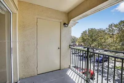 2496 Centergate Dr #301, Miramar, FL 33025 - Photo 27