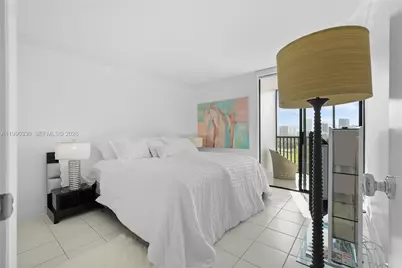 20301 W Country Club Dr #1226, Aventura, FL 33180 - Photo 15