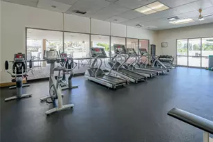 20301 W Country Club Dr, Aventura, FL 33180 - Photo 23