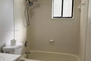 8025 SW 107th Ave, Miami, FL 33173 - Photo 13