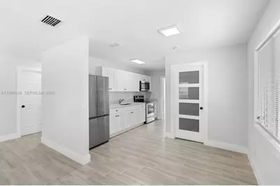 812 32nd St, West Palm Beach, FL 33407 - Photo 7