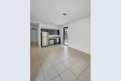 709 SE 35th Ave, Homestead, FL 33033 - Photo 11