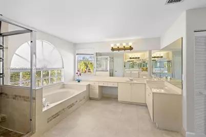 17900 SW 4th Ct, Pembroke Pines, FL 33029 - Photo 27