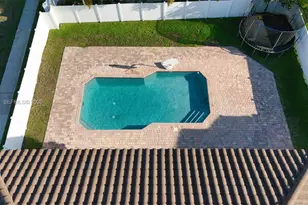 17900 SW 4th Ct, Pembroke Pines, FL 33029 - Photo 37