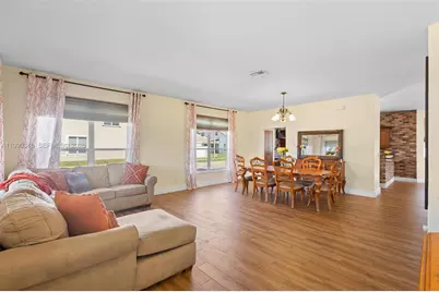 17900 SW 4th Ct, Pembroke Pines, FL 33029 - Photo 3