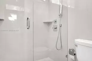 219 Landings Blvd, Weston, FL 33327 - Photo 35