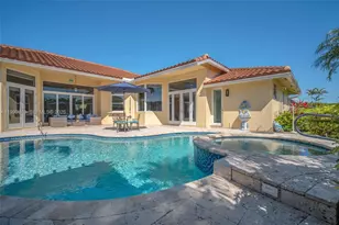 219 Landings Blvd, Weston, FL 33327 - Photo 3