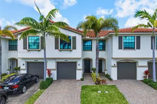 6011 Woods Edge Cir, Riviera Beach, FL 33410 - Photo 3