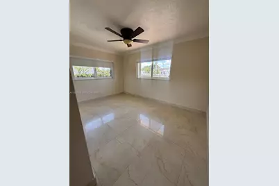 281 W 17th St #281, Hialeah, FL 33010 - Photo 7