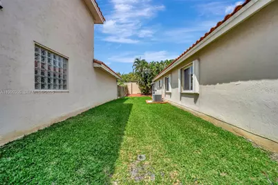 14721 Vista Verdi Rd, Davie, FL 33325 - Photo 35