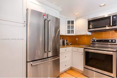 2625 Collins Av #1403, Miami Beach, FL 33140 - Photo 11