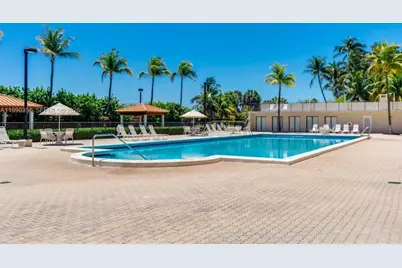 2625 Collins Av #1403, Miami Beach, FL 33140 - Photo 23