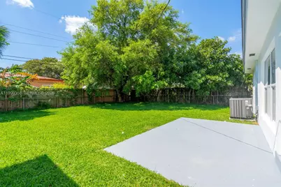 110 NE 171st St, North Miami Beach, FL 33162 - Photo 17