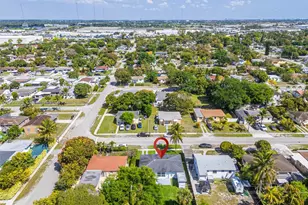 110 NE 171 St, North Miami Beach, FL 33162 - Photo 13