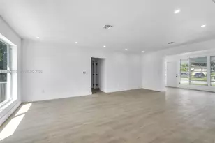 110 NE 171 St, North Miami Beach, FL 33162 - Photo 7