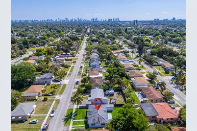 110 NE 171st St, North Miami Beach, FL 33162 - Photo 25