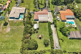 14051 SW 15th Ct, Davie, FL 33325 - Photo 3