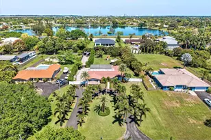 14051 SW 15th Ct, Davie, FL 33325 - Photo 7