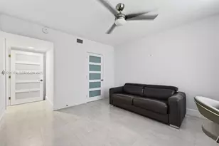 3725 S Ocean Dr, Hollywood, FL 33019 - Photo 17