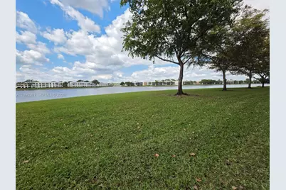 7611 Southampton Ter #110, Tamarac, FL 33321 - Photo 37