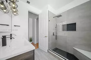 2707 SW 135th Ave, Miramar, FL 33027 - Photo 9