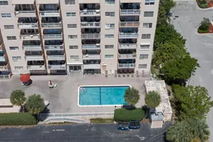 2200 E Hallandale Beach Blvd, Hallandale Beach, FL 33009 - Photo 13