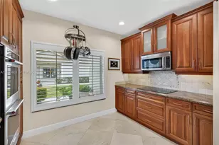 1012 SW 42nd Ave, Deerfield Beach, FL 33442 - Photo 19