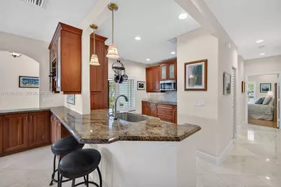 1012 SW 42nd Ave, Deerfield Beach, FL 33442 - Photo 15