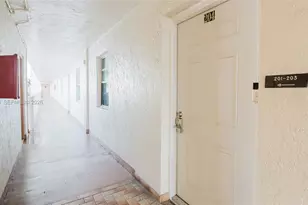 424 SE 10th St, Dania Beach, FL 33004 - Photo 55