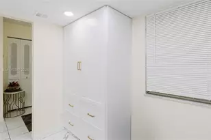 424 SE 10th St, Dania Beach, FL 33004 - Photo 9