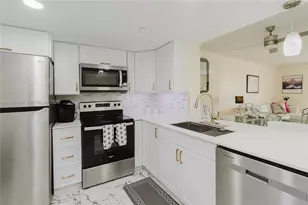 424 SE 10th St, Dania Beach, FL 33004 - Photo 15