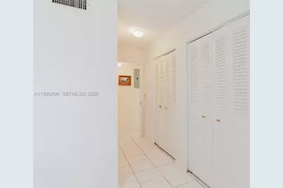 424 SE 10th St #204, Dania Beach, FL 33004 - Photo 31